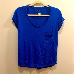 Beautiful royal blue casual tee shirt